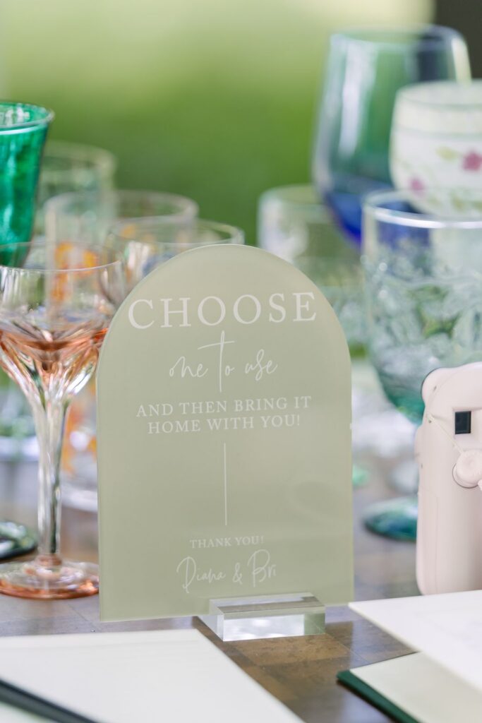 reusable thrifted glasses for wedding guests